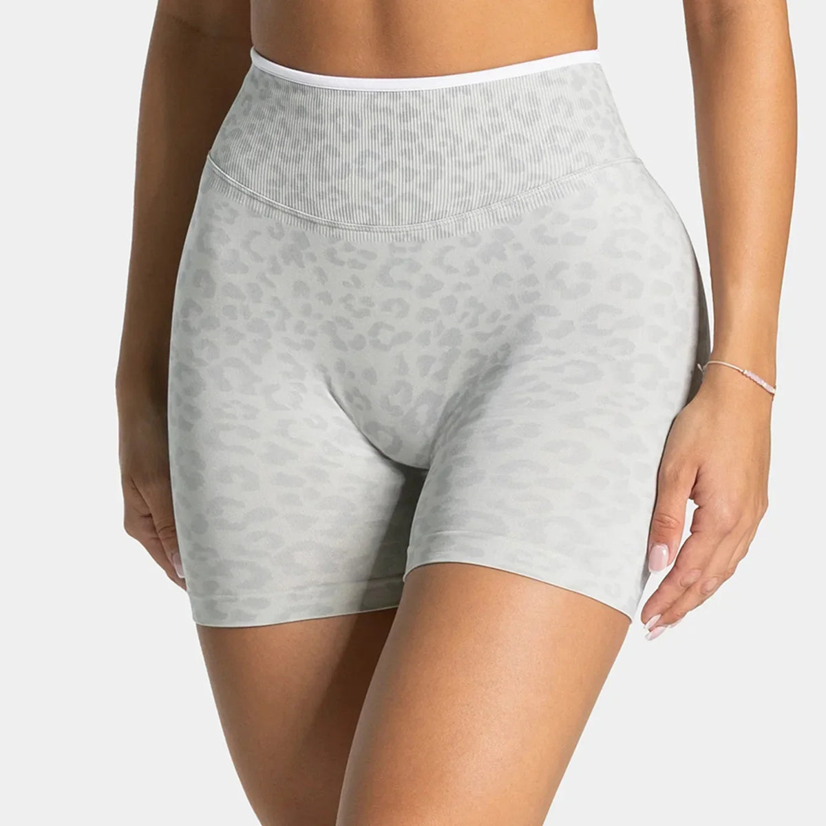 Yvaine Seamless Shorts